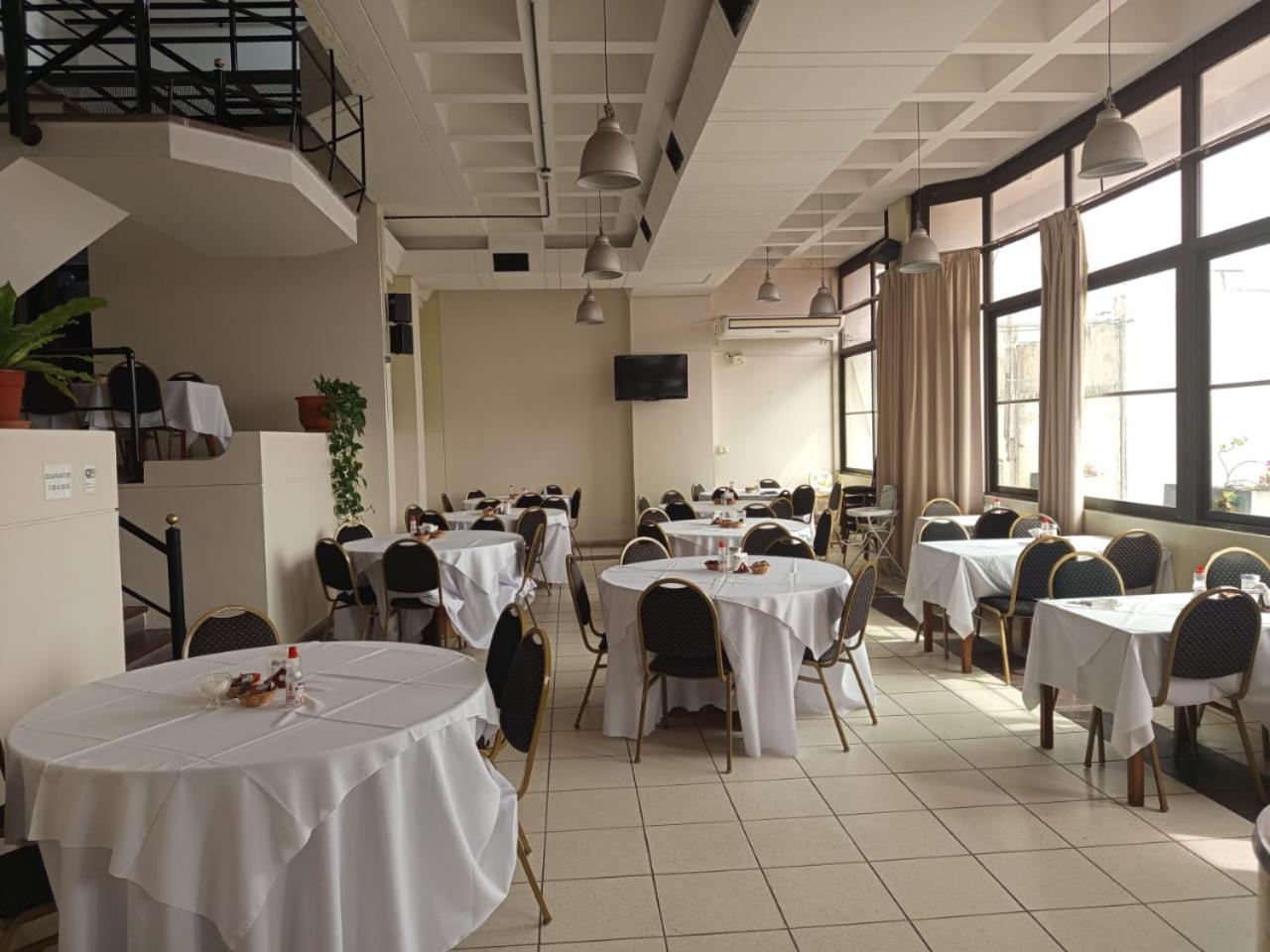 Apart Hotel Comra — Photos 2